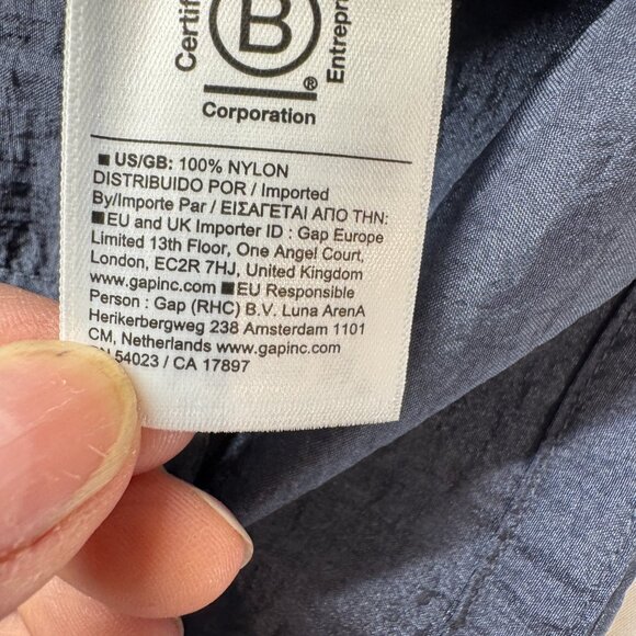 NWOT Athleta Lunar Shine Button Down Shirt in Dark Rinse - Picture 11 of 12